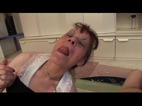 ❤️ Duas avós e um avô têm um ménage à trois ❌ Porno vídeo em pt.hochu-sex-tomsk.ru