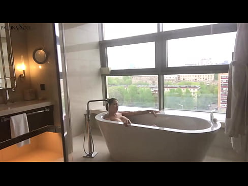 ❤️ Bebé tremendo A masturbar-se apaixonadamente na sua rata na casa de banho ❌ Porno vídeo em pt.hochu-sex-tomsk.ru
