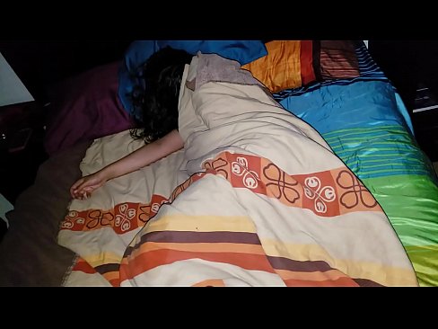 ❤️ Stepson berating a sua jovem madrasta enquanto ela dorme. ❌ Porno vídeo em pt.hochu-sex-tomsk.ru